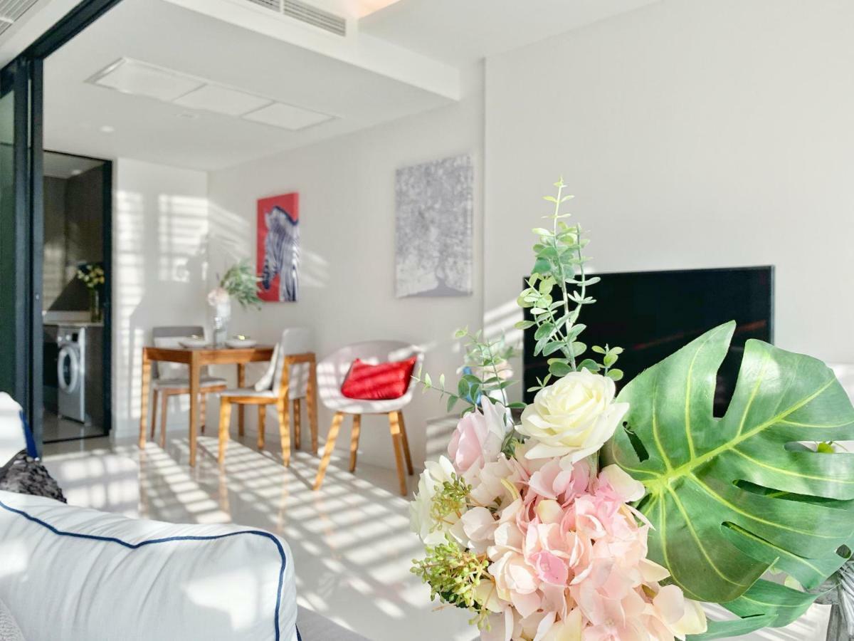 Sukhumvit Asok Modern Suite Бангкок Экстерьер фото